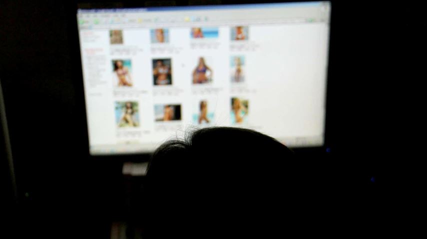 Μεγάλη επιχείρηση της Δίωξης Ηλεκτρονικού Εγκλήματος για παιδική πορνογραφία και revenge porn