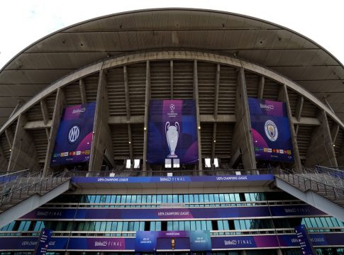 Γκολ στο Βόσπορο, γκολ και στο «Μπομπονέρα»