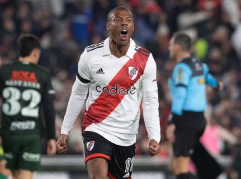 Βήμα τίτλου η Ρίβερ, γκολ στη Βικτόρια