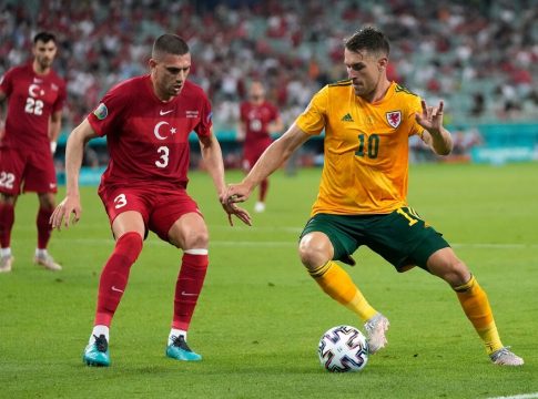 Γκολ στην Σαμσούντα & παρολί με φαβορί