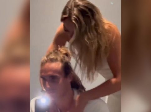 Είναι επίσημο! Σε σχέση με πανέμορφη Ισπανίδα τενίστρια ο Τσιτσιπάς (vid, pics)