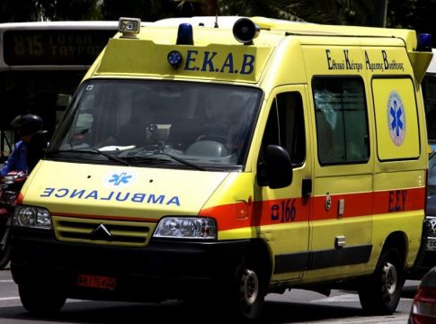 Πτώση στο κενό για 82χρονη από μπαλκόνι διαμερίσματος στη Θεσσαλονίκη