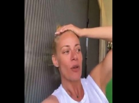Έξαλλη η Ζέτα Μακρυπούλια: «Δεν μου έχει συμβεί πουθενά αυτό! Ήταν δύο κοπέλες που…» (vid)