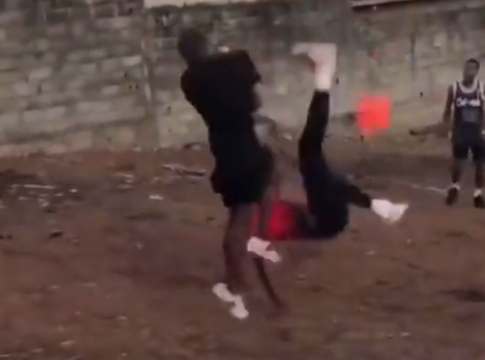 Τύφλα να ‘χει ο Ζλάταν: O Eμπίντ έκανε ανάποδο… ψαλιδάκι σε χωμάτινο γήπεδο (vid)