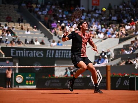 Τσιτσιπάς: Κλείνει το πρόγραμμα του Suzanne Lenglen