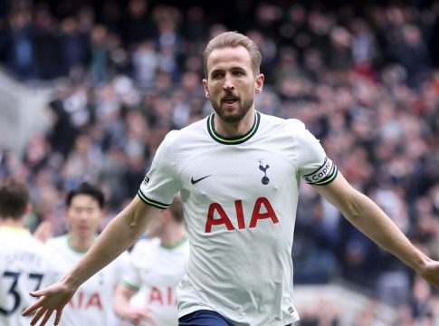 Η Γιουνάιτεντ προτείνει στον Κέιν να «πιέσει» την Τότεναμ