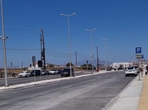 Μύκονος: Πρωτοφανείς εικόνες στο αεροδρόμιο του νησιού