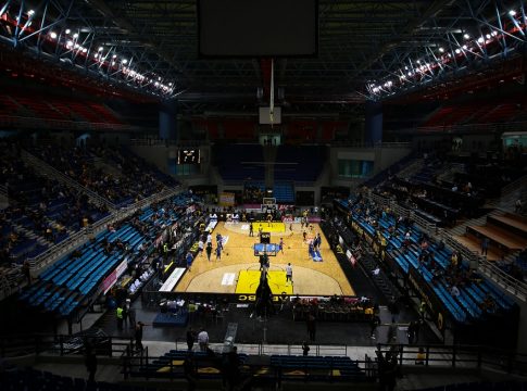 Μερική δικαίωση για την ΑΕΚ: 20% παρουσία φιλάθλων στα παιχνίδια της στο BCL