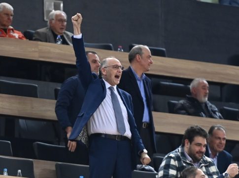 Λιόλιος: «Θέλει πολύ να παίξει ο Γιάννης – Σεβαστή απόφαση των Σλούκα, Καλάθη και Ντόρσεϊ»