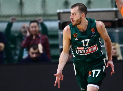 Τι συμβαίνει με Τόμας και Ολυμπιακό…