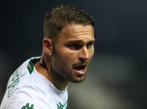 Αγωνία με Σένκεφελντ στον Παναθηναϊκό: Αποχώρησε με ενοχλήσεις από το φιλικό (Pic)