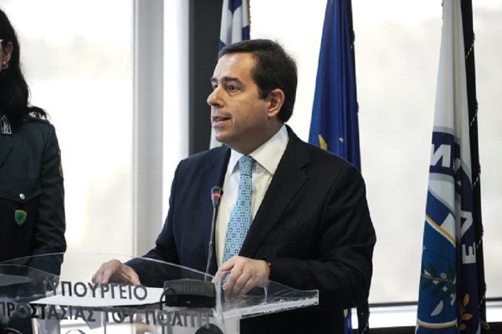 Παραιτήθηκε ο Νότης Μηταράκης – Υπουργός αναλαμβάνει ο Οικονόμου