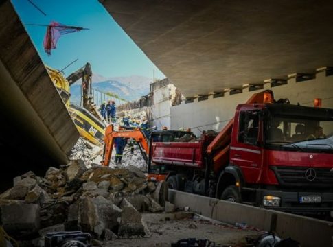 Πάτρα: Τρεις συλλήψεις για την κατάρρευση της γέφυρας