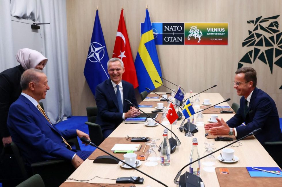 Ρετζέπ Ταγίπ Ερντογάν: «Παζάρια» για την ένταξη της Σουηδίας στο ΝΑΤΟ – Ο ρόλος των αμερικανικών F-16, οι εγγυήσεις που ζητά η Ελλάδα