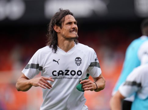 Καβάνι: Φεύγει από την Βαλένθια και υπογράφει στην Μπόκα Τζούνιορς