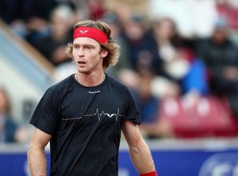 Καθάρισε τον Ζβέρεφ και μπήκε ημιτελικό ο Ρούμπλεφ (2-0)