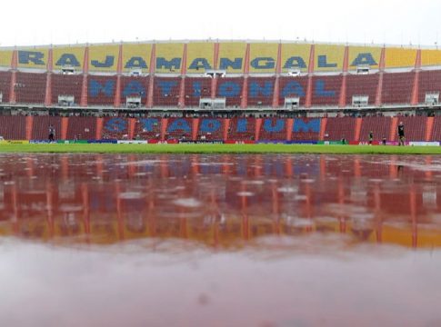 Αναβλήθηκε το φιλικό της Τότεναμ με την Λέστερ – Τι συμβαίνει με τα φιλικά της Μπαρτσελόνα