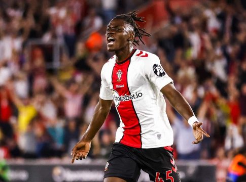 Λίβερπουλ: Συνεχίζει να πιέζει για Λάβια (pic)