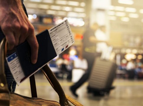 Φοιτητής πηγαινοερχόταν στα μαθήματα με το αεροπλάνο για να αποφύγει το τσουχτερό ενοίκιο κοντά στο κολέγιο
