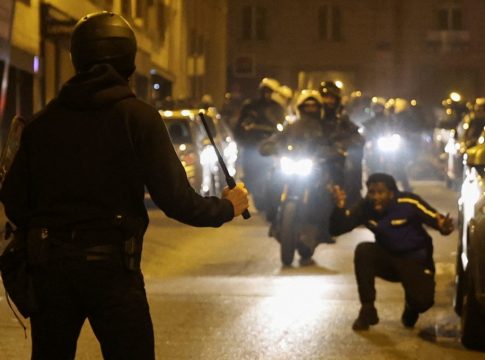 Ταραχές στη Γαλλία: Σύσκεψη Μακρόν με μέλη της κυβέρνησης