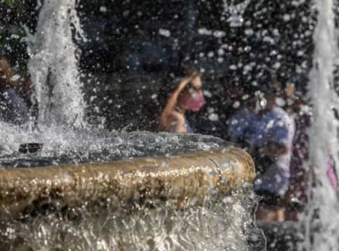 Καύσωνας Κλέων: Εφιαλτικό Σαββατοκύριακο με 45άρια – Νέα έξαρση από τα μέσα της ερχόμενης εβδομάδας
