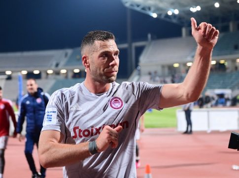 Κασάμι: Στο ποδόσφαιρο δεν μπορείς να προβλέψεις τι θα γίνει – Υποστηρίζω Φούλαμ και λόγω Μάρκο Σίλβα»