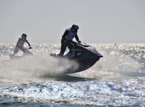 Κρήτη: Σοβαρό ατύχημα με τζετ σκι – Στο νοσοκομείο 10χρονος με κρανιοεγκεφαλικές κακώσεις