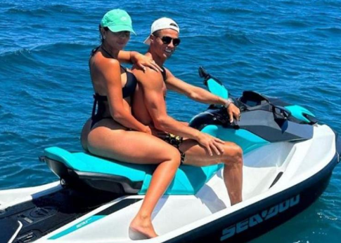 Αραχτοί στο jet ski ο Κριστιάνο με τη Χεορχίνα