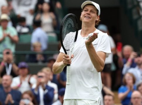 Ο Σίνερ έδιωξε τον γυμναστή και τον φυσιοθεραπευτή του