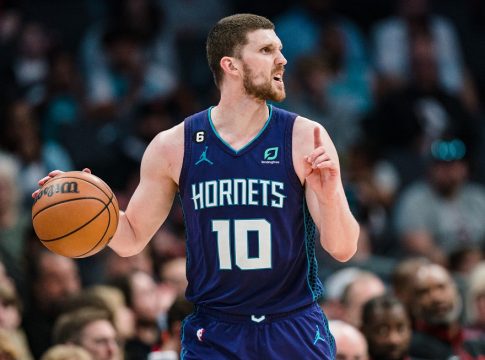 Μίχαϊλιουκ: Το κλειστό διετές, τα δύο εκατομμύρια και η ημερομηνία «κλειδί» για τον Ολυμπιακό (pic)