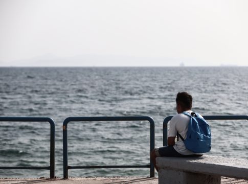 Καιρός: Ραγδαία αλλαγή του σκηνικού – «Βουτιά» στον υδράργυρο, καταιγίδες και μπουρίνια