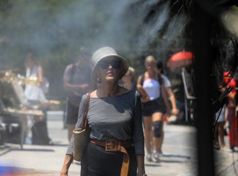 Νέο έκτακτο δελτίο της ΕΜΥ: Έρχονται 44αρια την Παρασκευή