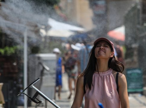Καύσωνας «Κλέων»: Συναγερμός για ακραίες θερμοκρασίες σε 6 περιοχές