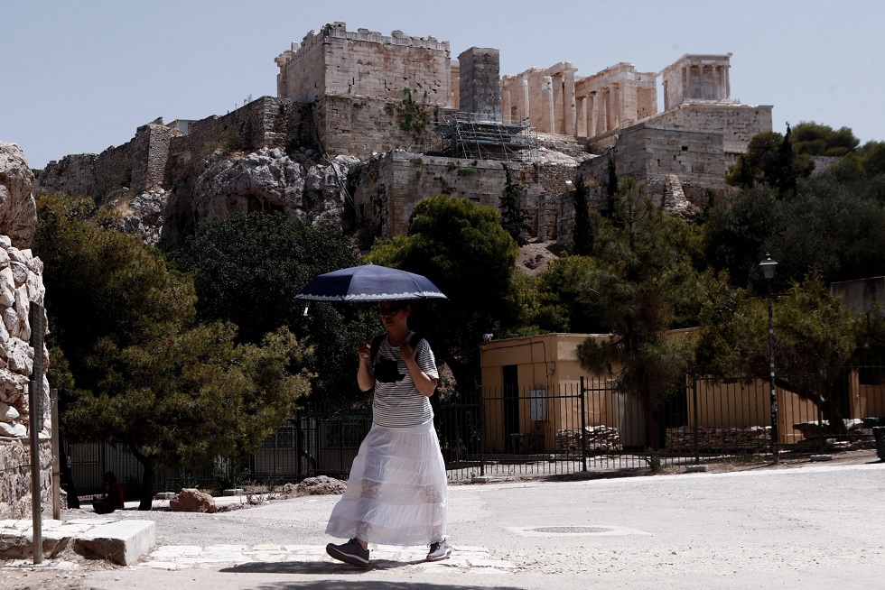 Καύσωνας «Κλέων»: Θερμοκρασίες «φωτιά» και το Σάββατο