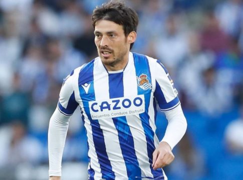 «Κρεμάει» τα παπούτσια του ο Ντάβιντ Σίλβα