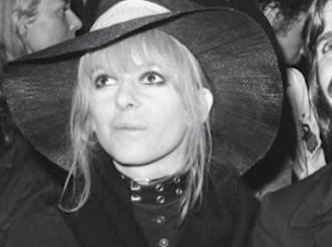 Η απόλυτη προδοσία στην ιστορία των Beatles – Ο Τζορτζ Χάρισον είχε σχέση με τη σύζυγο του Ρίνγκο Σταρ (pics, vid)