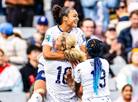ΗΠΑ – Βιετνάμ 3-0: Δυναμικό ξεκίνημα για την υπεράσπιση του τίτλου από τις Αμερικανίδες