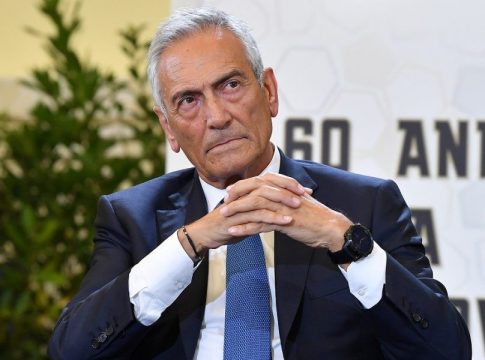 Πρόεδρος ιταλικής ομοσπονδίας για Μαντσίνι: «Ήταν προσβλητικός – Αναρωτιέμαι αν ισχύουν αυτά που είπε»