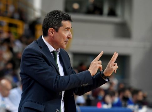 Πρίφτης: «’Κλειδί’ για την Εθνική το να ‘δαγκώνει’ στην άμυνα»