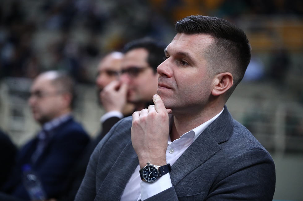 Μπετσίροβιτς: «Θέλουμε άλλον έναν παίκτη, έχουμε υψηλούς στόχους και έχουμε τους πόρους»