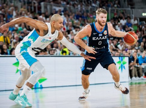 Σλοβενία – Ελλάδα: Η πρώτη συμμετοχή του Γουόκαπ με τη γαλανόλευκη (vid)