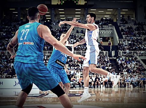 Μιχάλης Λούντζης: Ο «παράγοντας Χ» της Εθνικής και ο Ολυμπιακός που… τρίβει τα χέρια του (vid)