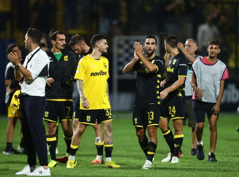 Μάγκες με τα κιτρινόμαυρα έτοιμοι για πλέι οφ