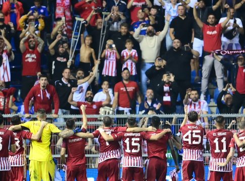Πανηγύρισαν την πρόκριση με τον κόσμο οι παίκτες του Ολυμπιακού (vids)