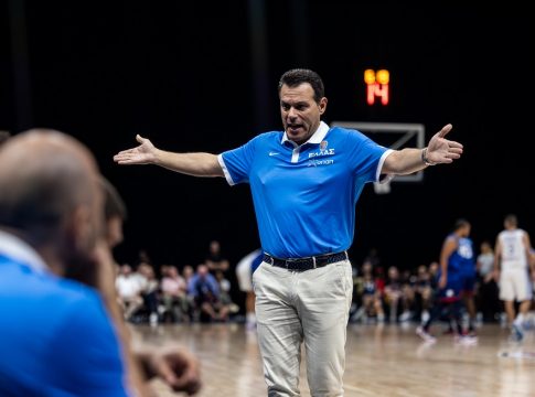 Επική… κατσάδα Ιτούδη προς παίκτες: «Ρε σεις… πλάκα μου κάνετε;» (vid)