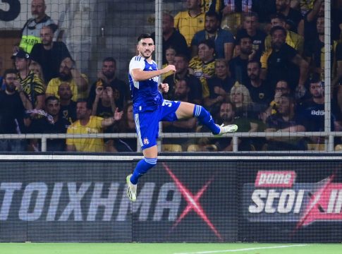 Στον Άγιαξ και επίσημα ο Σούταλο (pic)