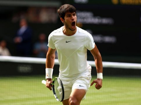 Η ευχή του Αλκαράθ για τον Εμπαπέ: «Ελπίζω να διαβάσω σύντομα πως πήγε στη Ρεάλ»