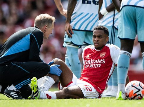 Άρσεναλ: Υπέστη ρήξη χιαστού ο Τίμπερ στο ντεμπούτο του