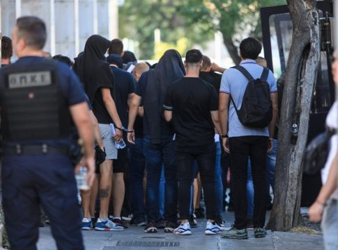 Νέα Φιλαδέλφεια: Αυξάνεται η λίστα των κατηγορούμενων – Οι ευθύνες της ΕΛ.ΑΣ. και η παρουσία εισαγγελέα