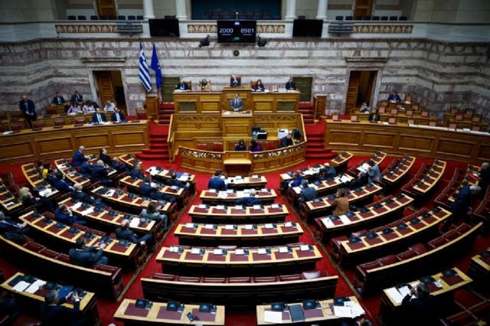 Κόντρα κορυφής σήμερα στη Βουλή για τις φωτιές – Πώς θα αντικρούσει ο Μητσοτάκης τις επικρίσεις της αντιπολίτευσης